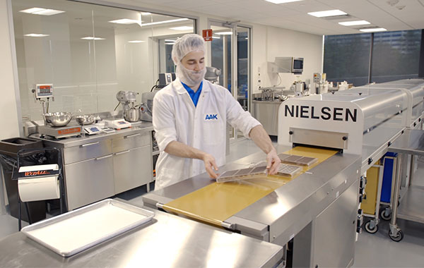 food scientist preparing chocolate in lab